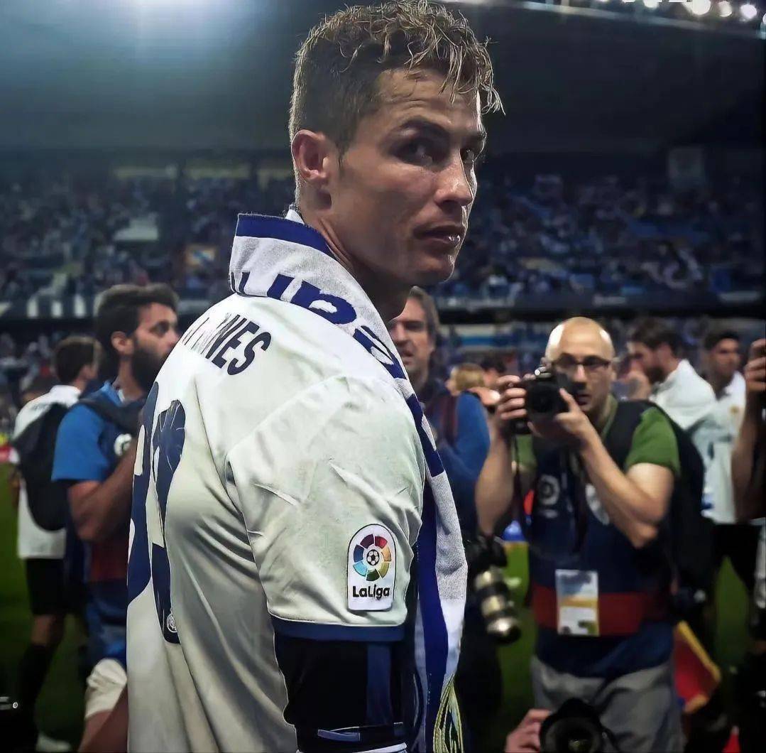 关于尤文图斯意气风发向着胜利的目标前进的信息 关于尤文图斯意气风发向着胜利的目标前进的信息