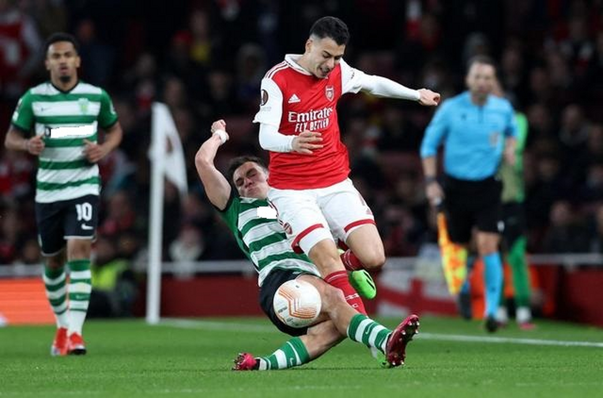 阿森纳大败!英超豪门惨遭淘汰! 阿森纳大败!英超豪门惨遭淘汰!