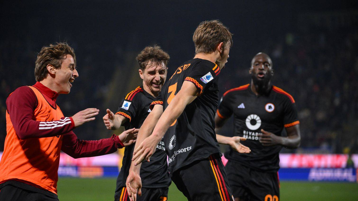 爱游戏网页版入口-罗马客场失利，锐减积分领先优势的简单介绍