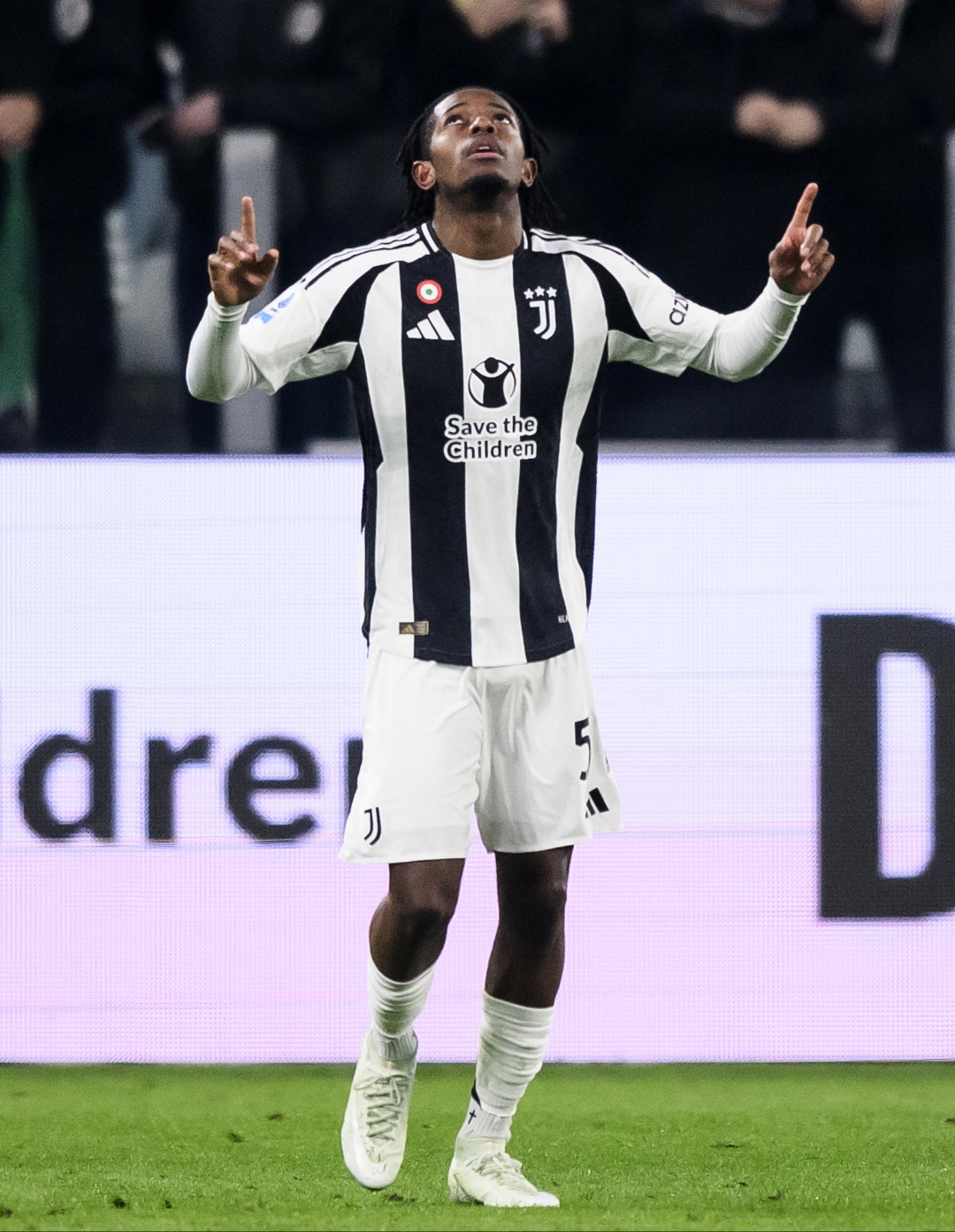 爱游戏官方登录入口-尤文图斯击败难缠对手，成功挺进下一轮的简单介绍