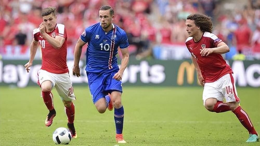 比利时队大胜冰岛，成功晋级欧预赛附加赛