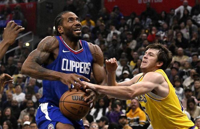 爱游戏在线登录-包含多特蒙德前锋再次发挥出色，助球队取得关键胜利的词条