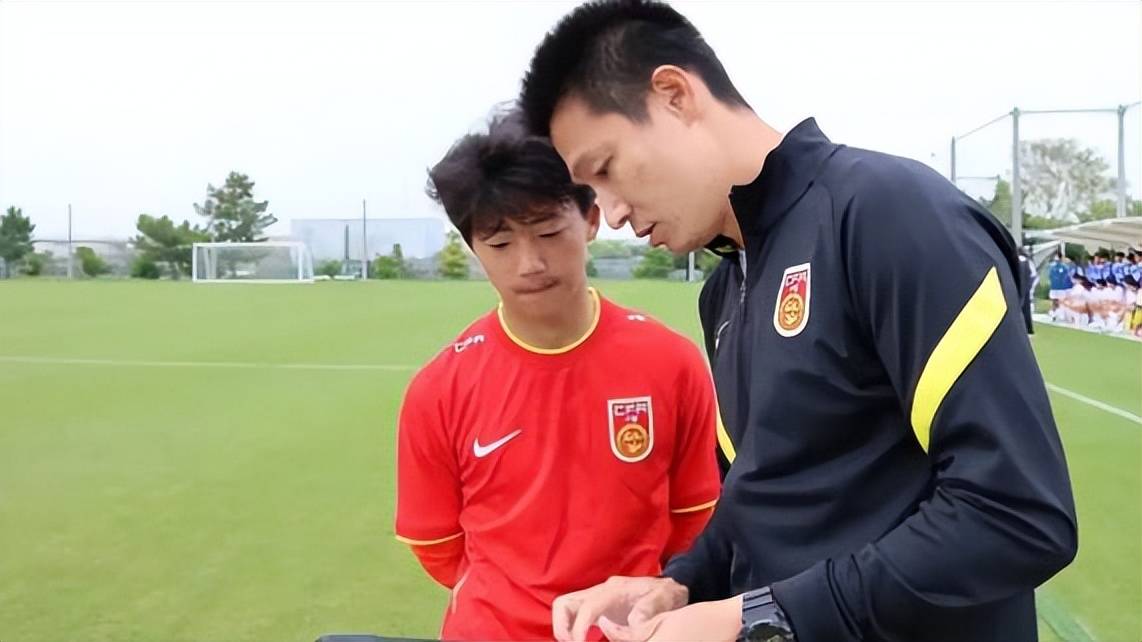 爱游戏官网-山东鲁能客场大胜，斩获三分