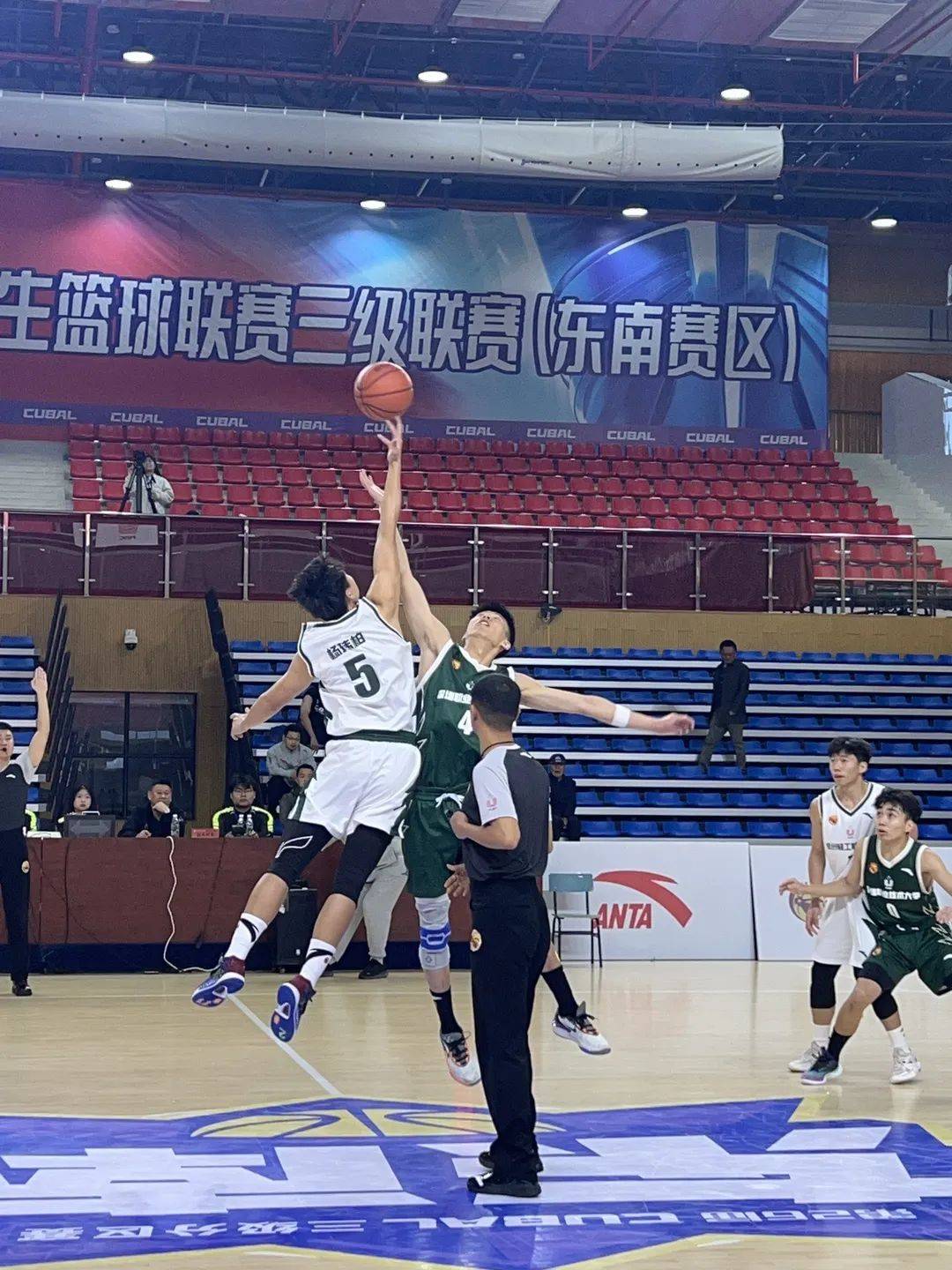 爱游戏体育官网-职业篮球联赛东南赛区战队实力不凡