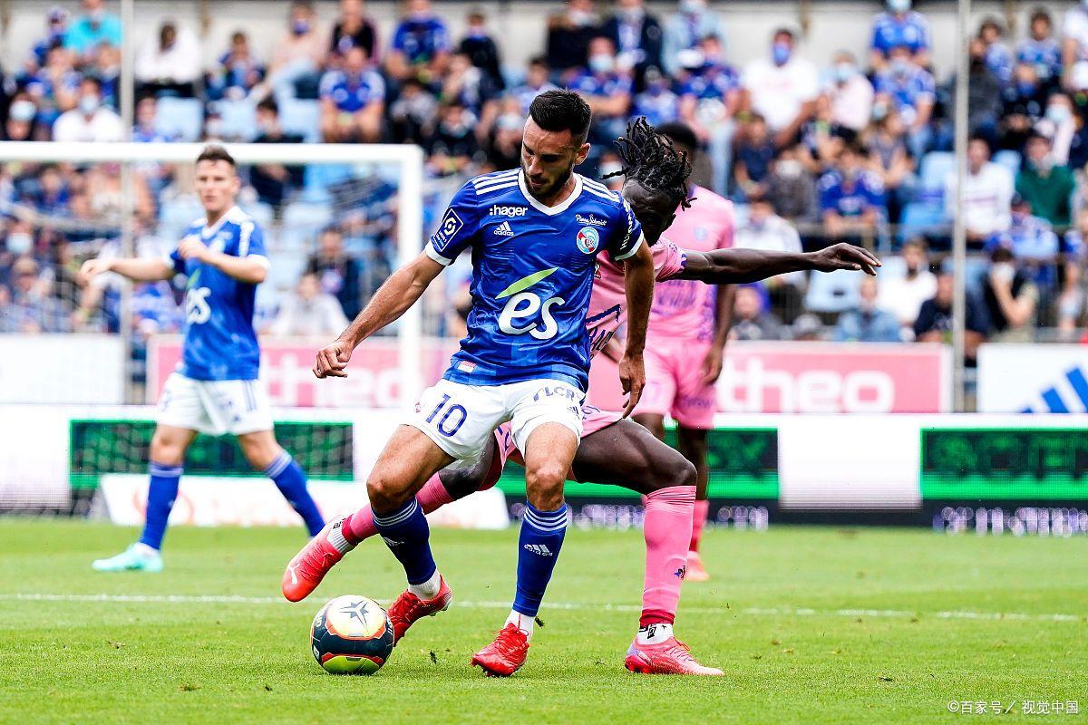 爱游戏app下载-斯特拉斯堡球员集体训练，备战对手的简单介绍