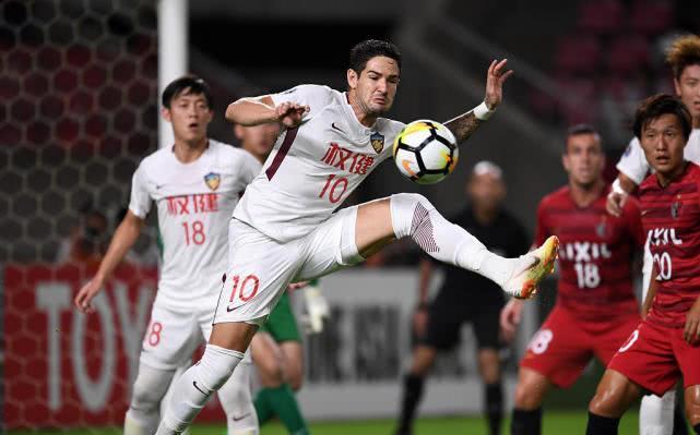 爱游戏官方登录入口-上港卫冕患难见真情，球队在主场对阵富力士气高涨的简单介绍