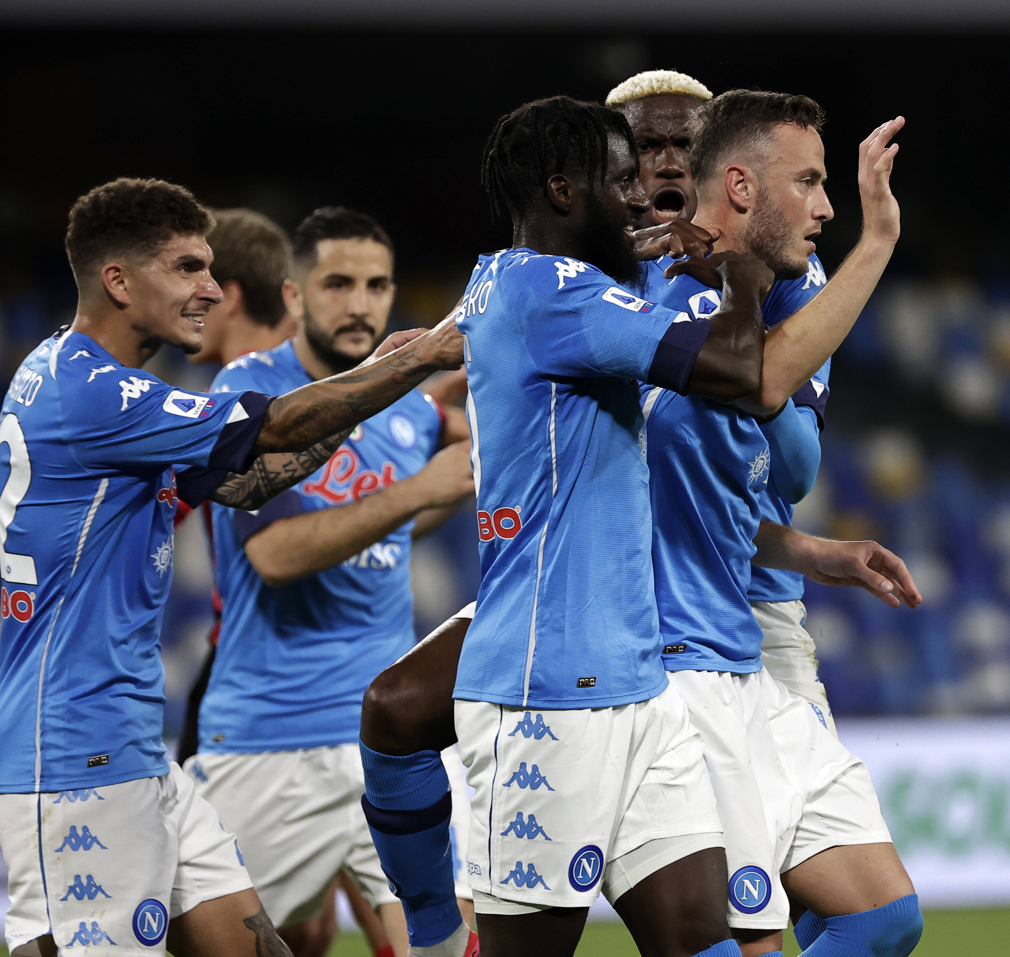 爱游戏官网网页版入口-对手交锋史回顾，罗马与那不勒斯经典对决