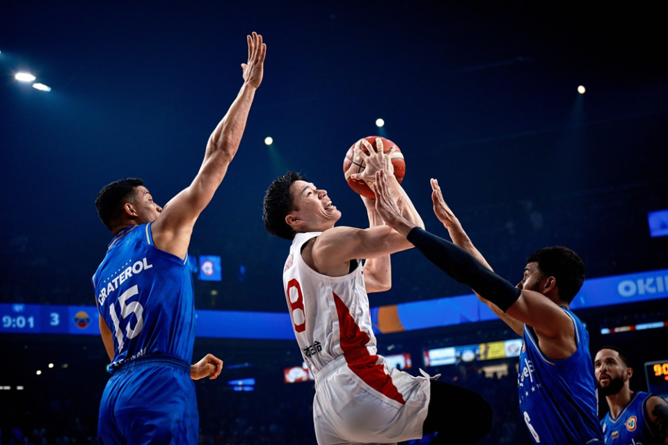 爱游戏网页版入口-云南男篮主场逆转海南队，迎来胜利