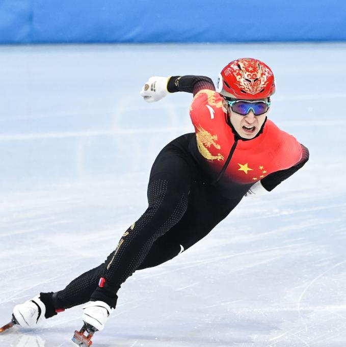 爱游戏官方入口-加拿大选手斩获速滑冠军！