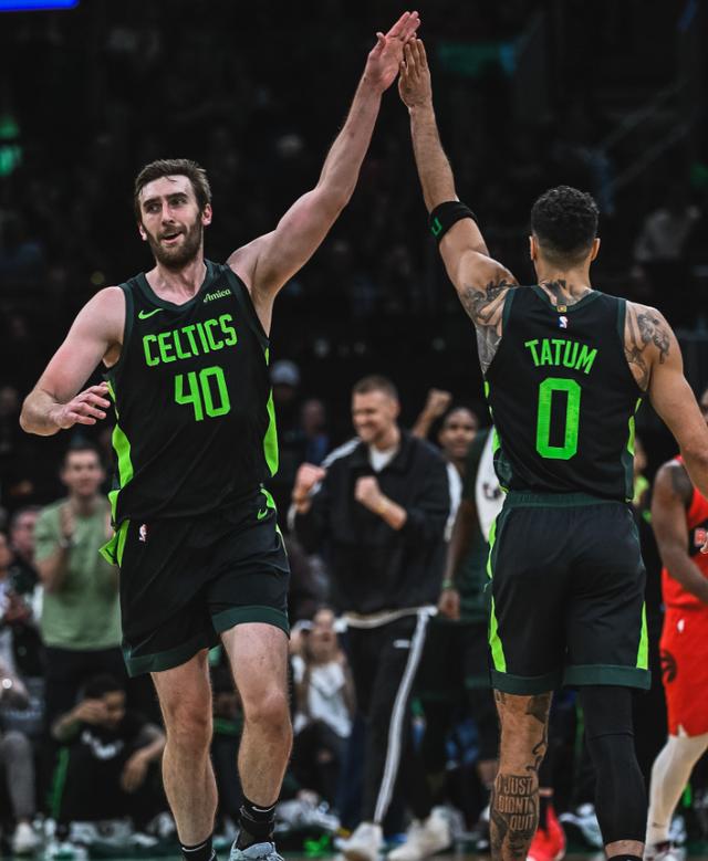 爱游戏网页版入口-绿军力克猛龙，杀进赛季前三