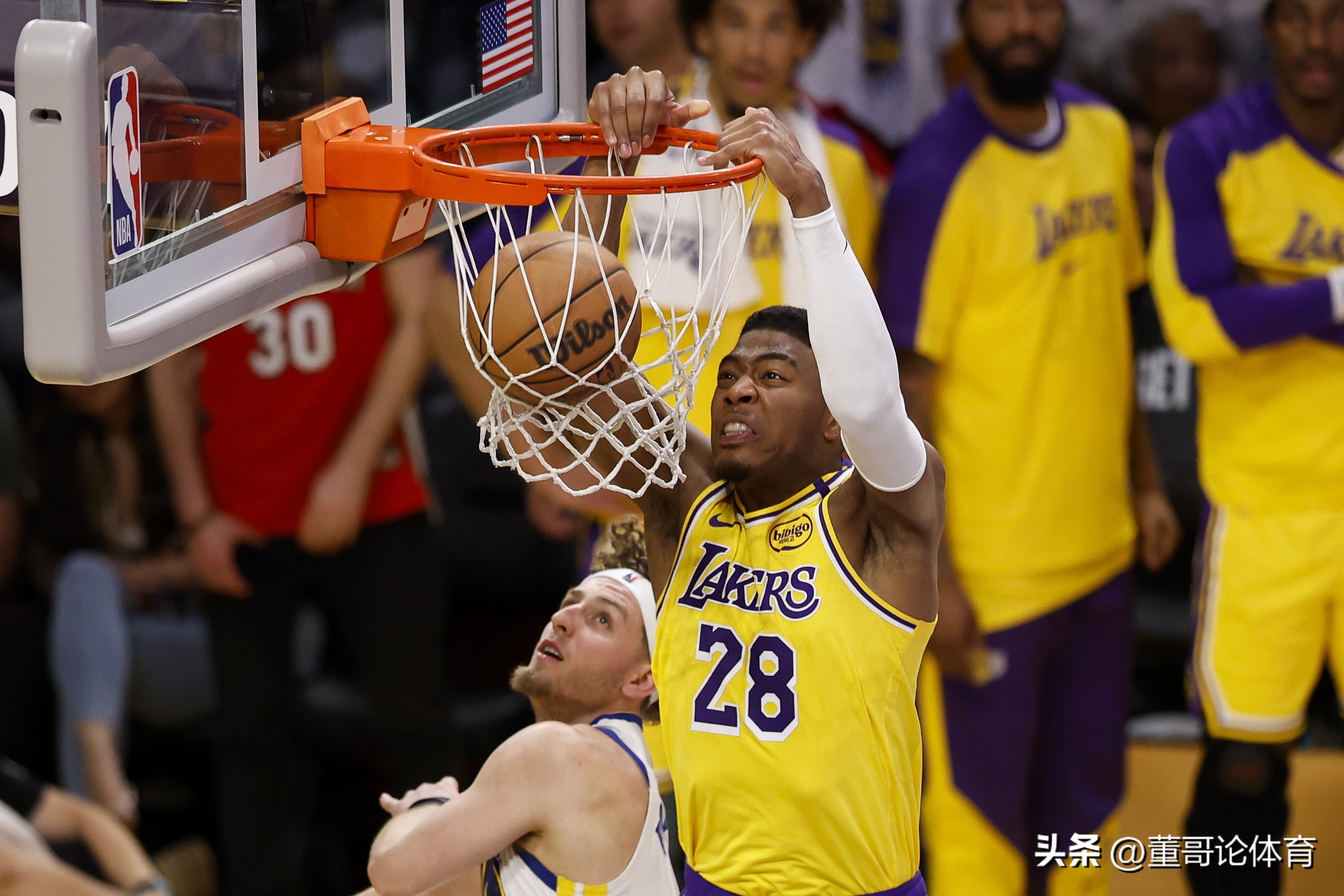 湖人队闷声发力，完胜对手展现实力