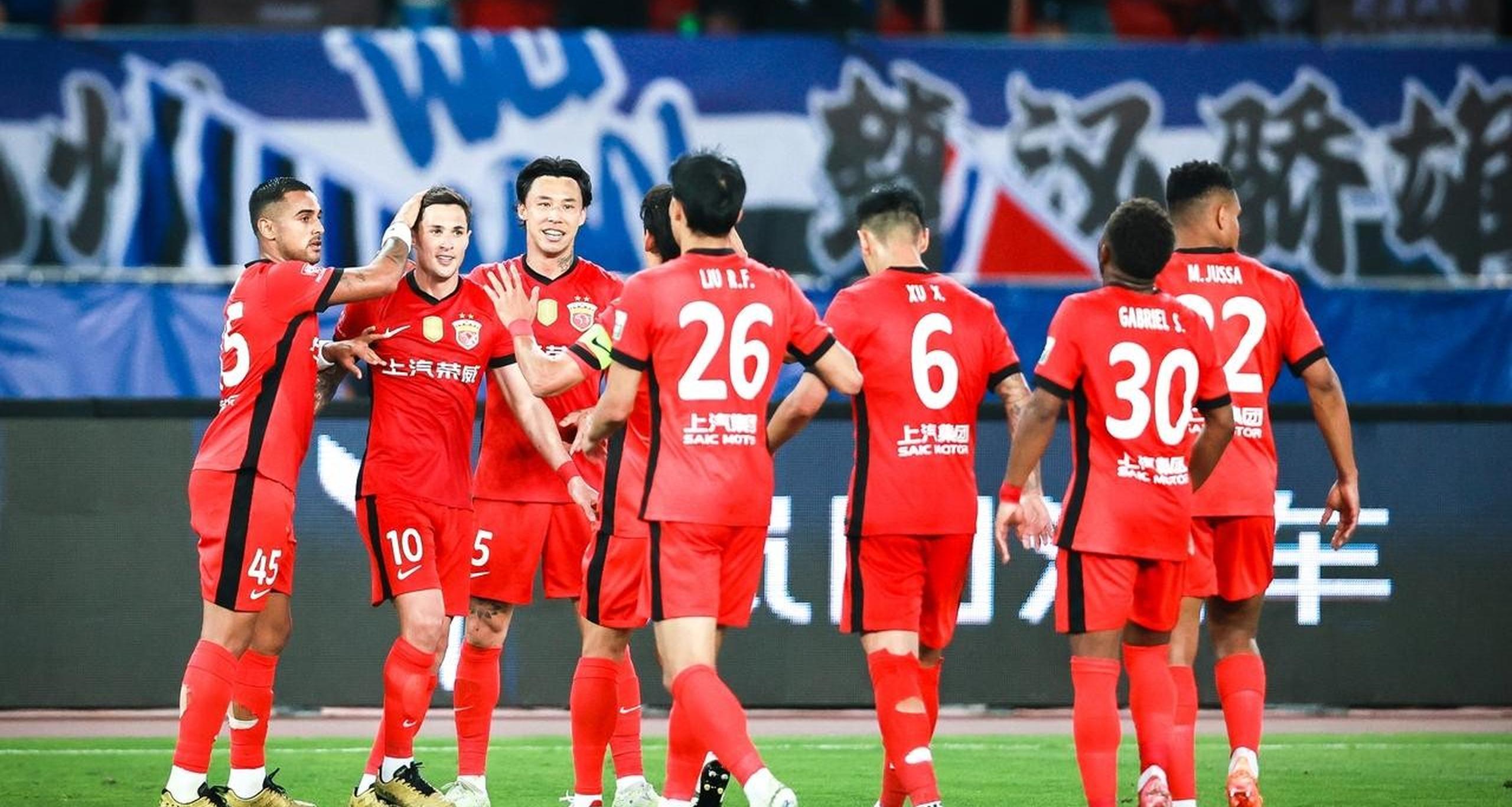 爱游戏官网网页版入口-球队状态持续高涨赛季展望好