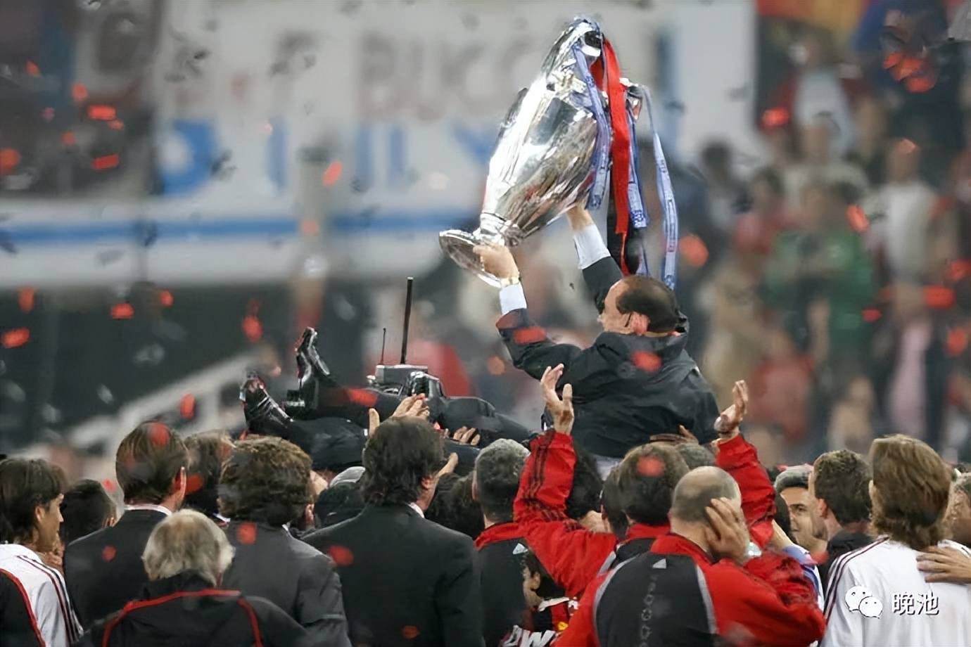 关于利物浦球星转投AC米兰,意大利新辉煌的信息 关于利物浦球星转投AC米兰,意大利新辉煌的信息