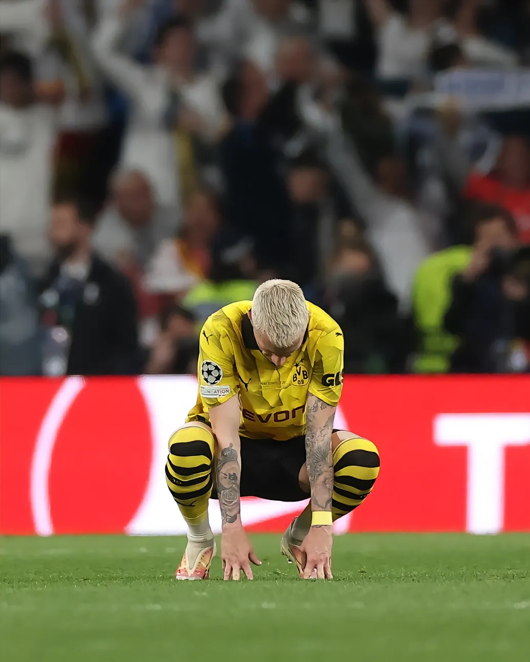 爱游戏网页版-多特蒙德主帅转型成功，球队士气高涨