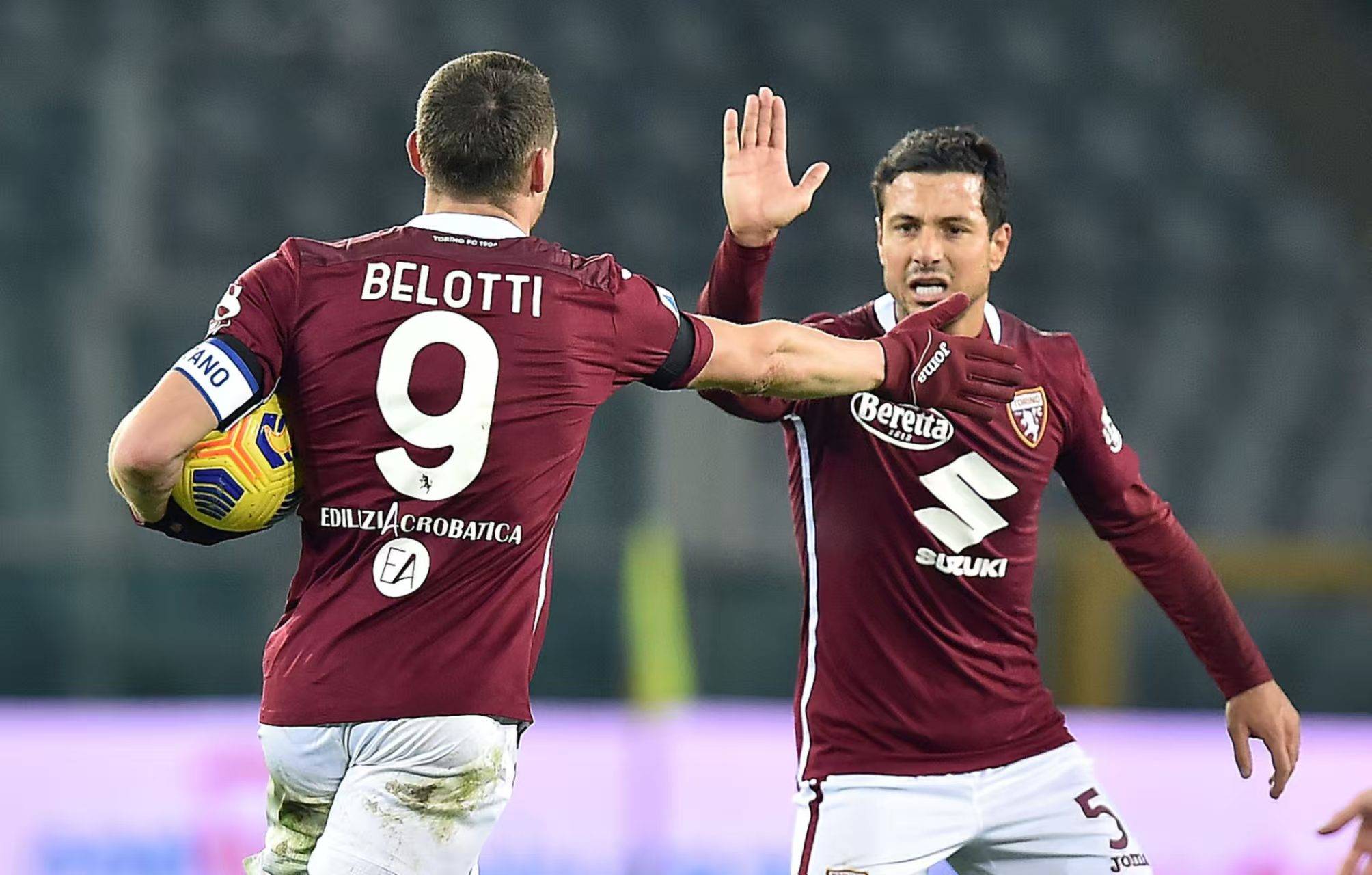 都灵主场3球大胜巴勒莫，取得关键三分